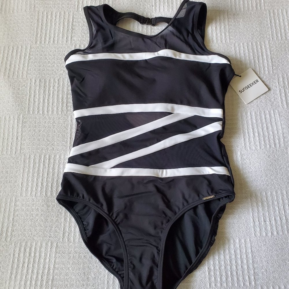 SOLD - Sunseeker Basix Rage Cross Front One Piece - Picture 5 of 6